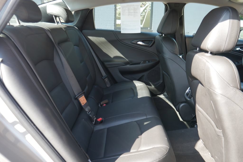 Used 2024 Chevrolet Malibu LT FWD image 13