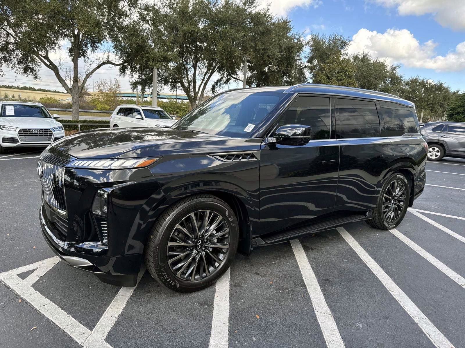 New 2026 INFINITI QX80 Autograph w/ Premium Cargo Package image 5