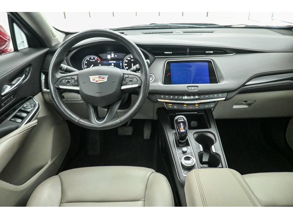 Used 2023 Cadillac XT4 Premium Luxury AWD/4WD image 31