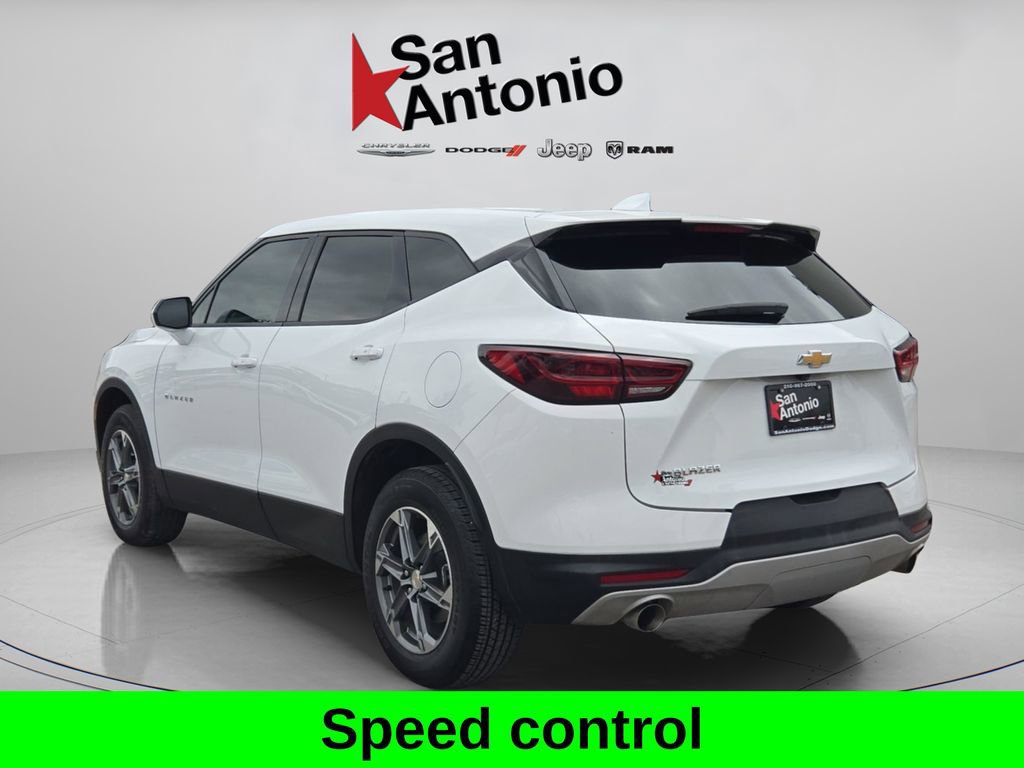 Used 2025 Chevrolet Blazer LT w/ LPO, Floor Liner Package FWD image 6