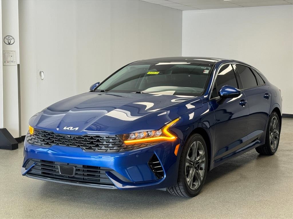 Used 2024 Kia K5 EX w/ EX Premium Package image 2