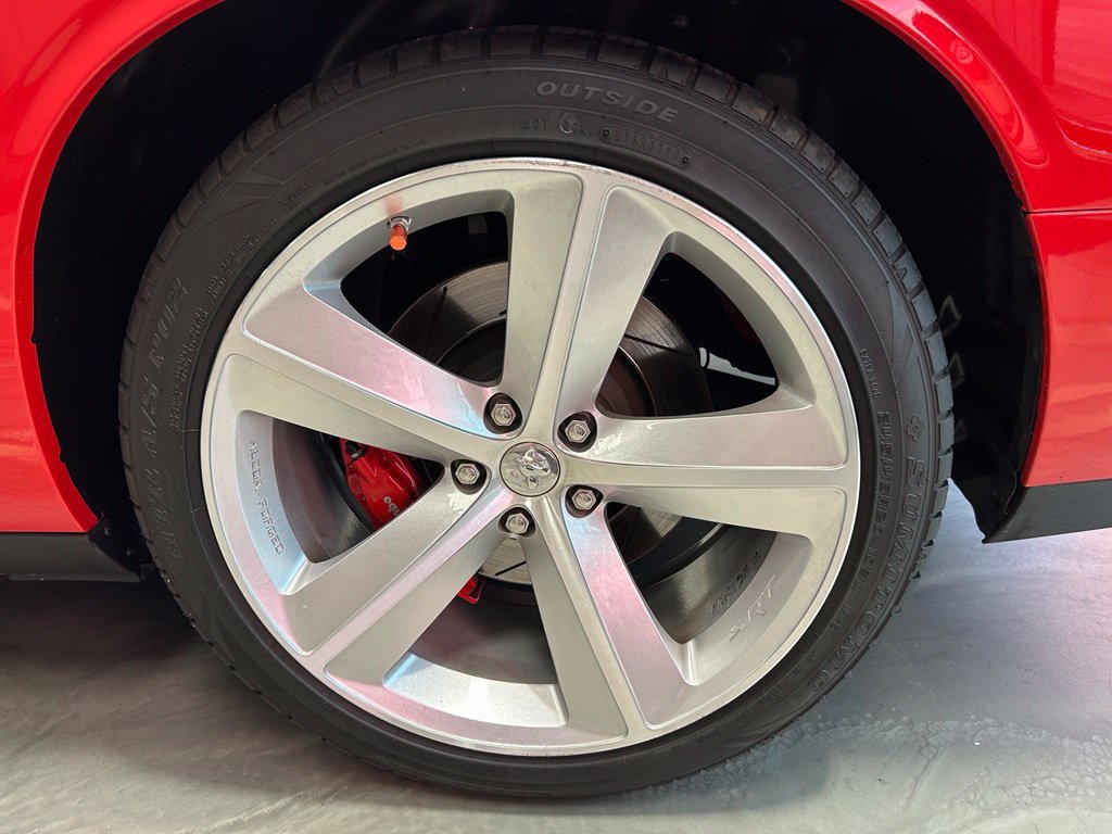 Used 2009 Dodge Challenger SRT8 RWD image 23