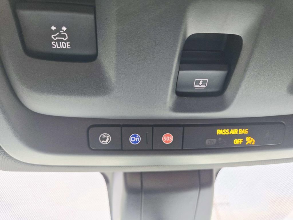 Used 2021 Chevrolet Tahoe High Country w/ Premium Package image 38