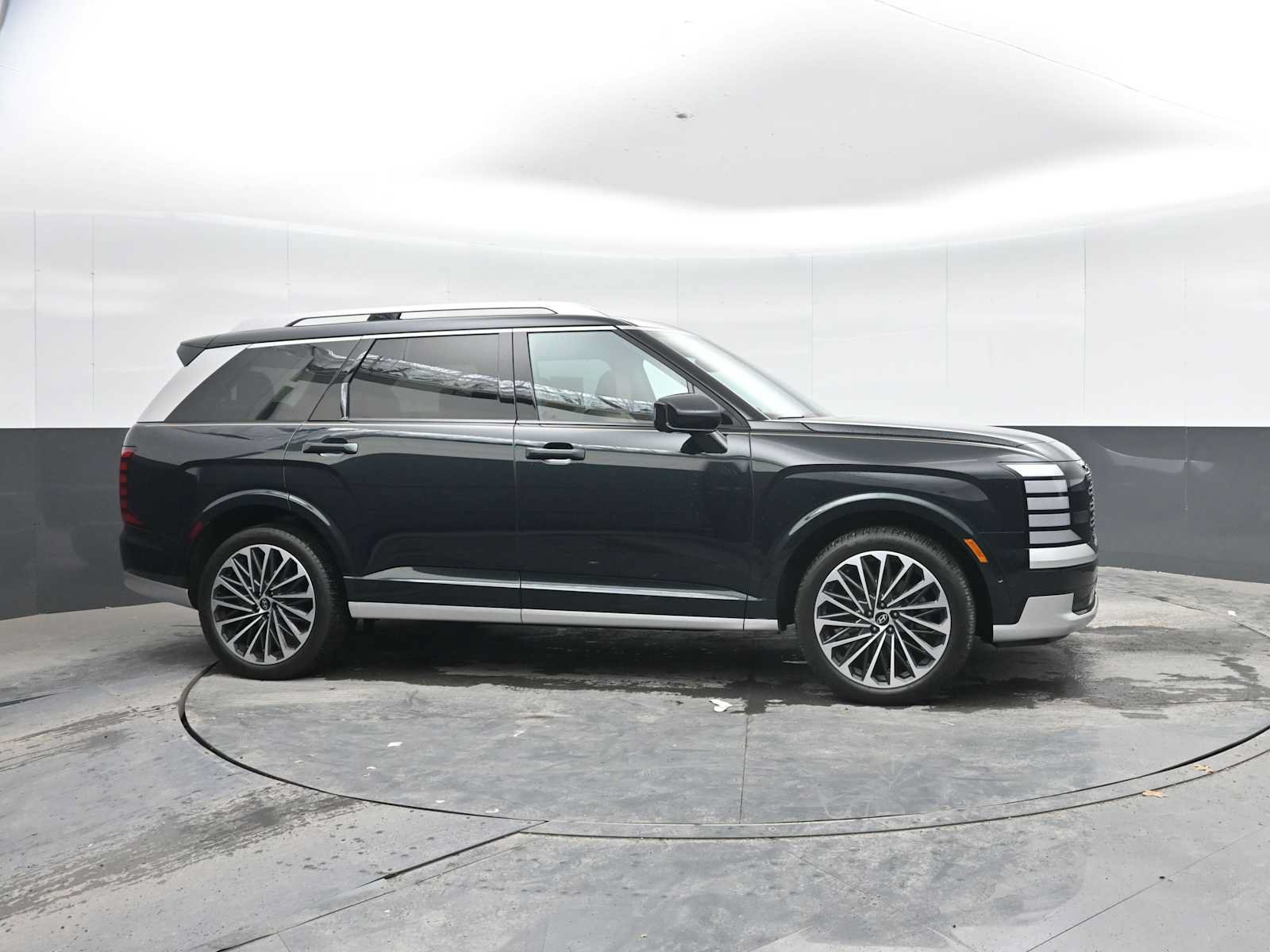 Used 2026 Hyundai Palisade Calligraphy AWD/4WD image 9