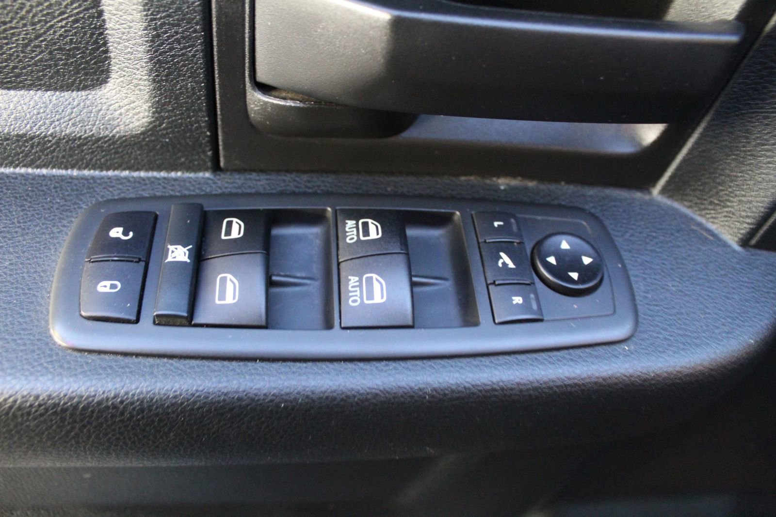 Used 2020 RAM 3500 Tradesman AWD/4WD image 25