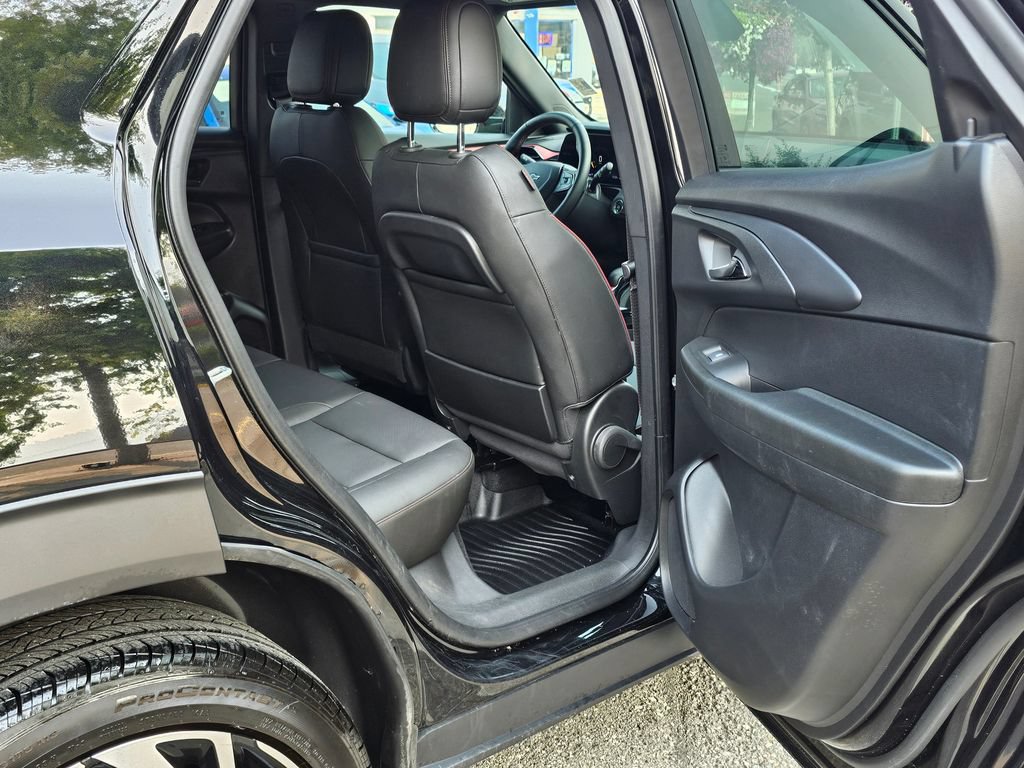 Used 2026 Chevrolet TrailBlazer RS w/ Convenience Package AWD/4WD image 15