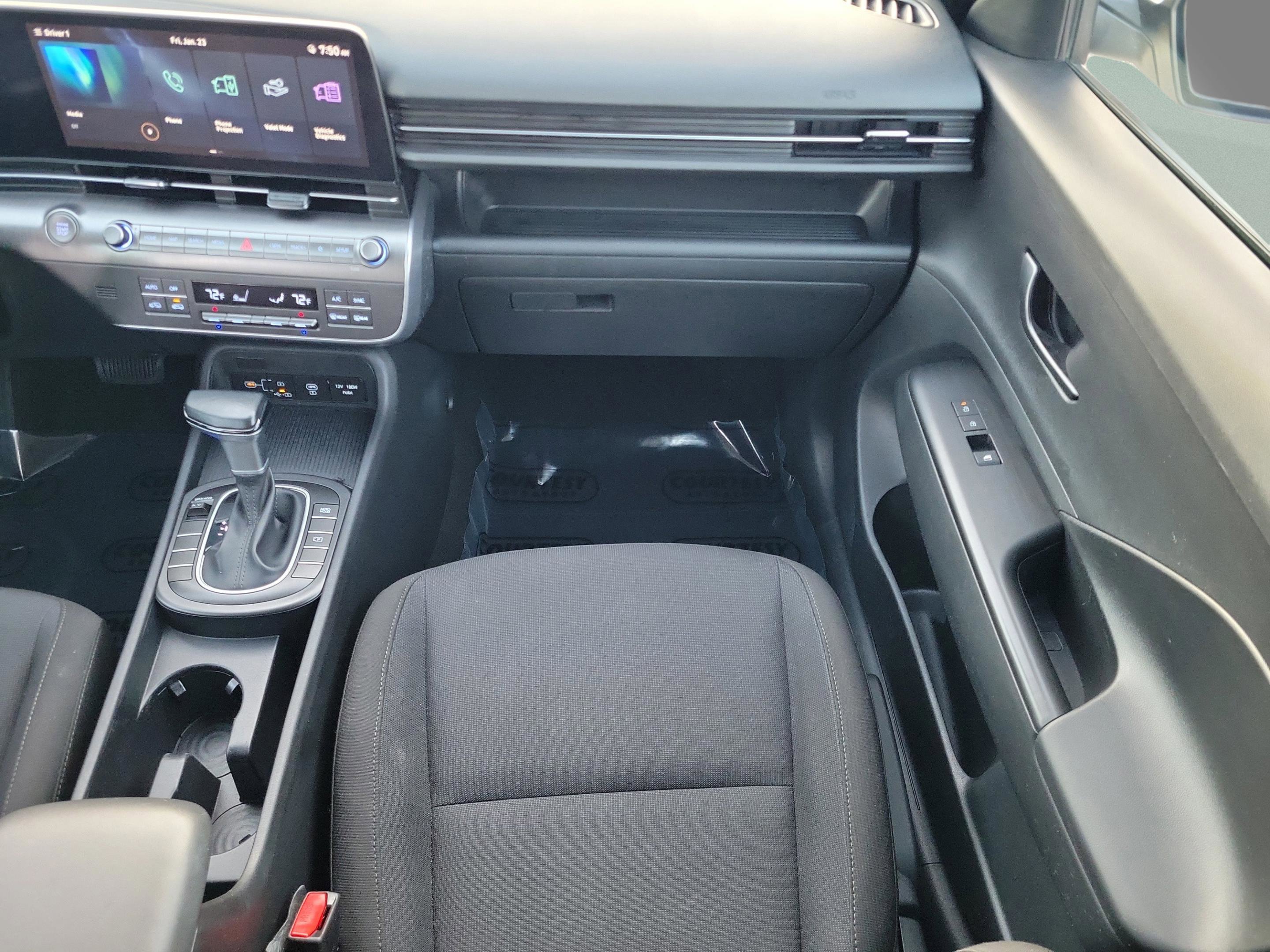 Certified 2024 Hyundai Kona SEL image 14