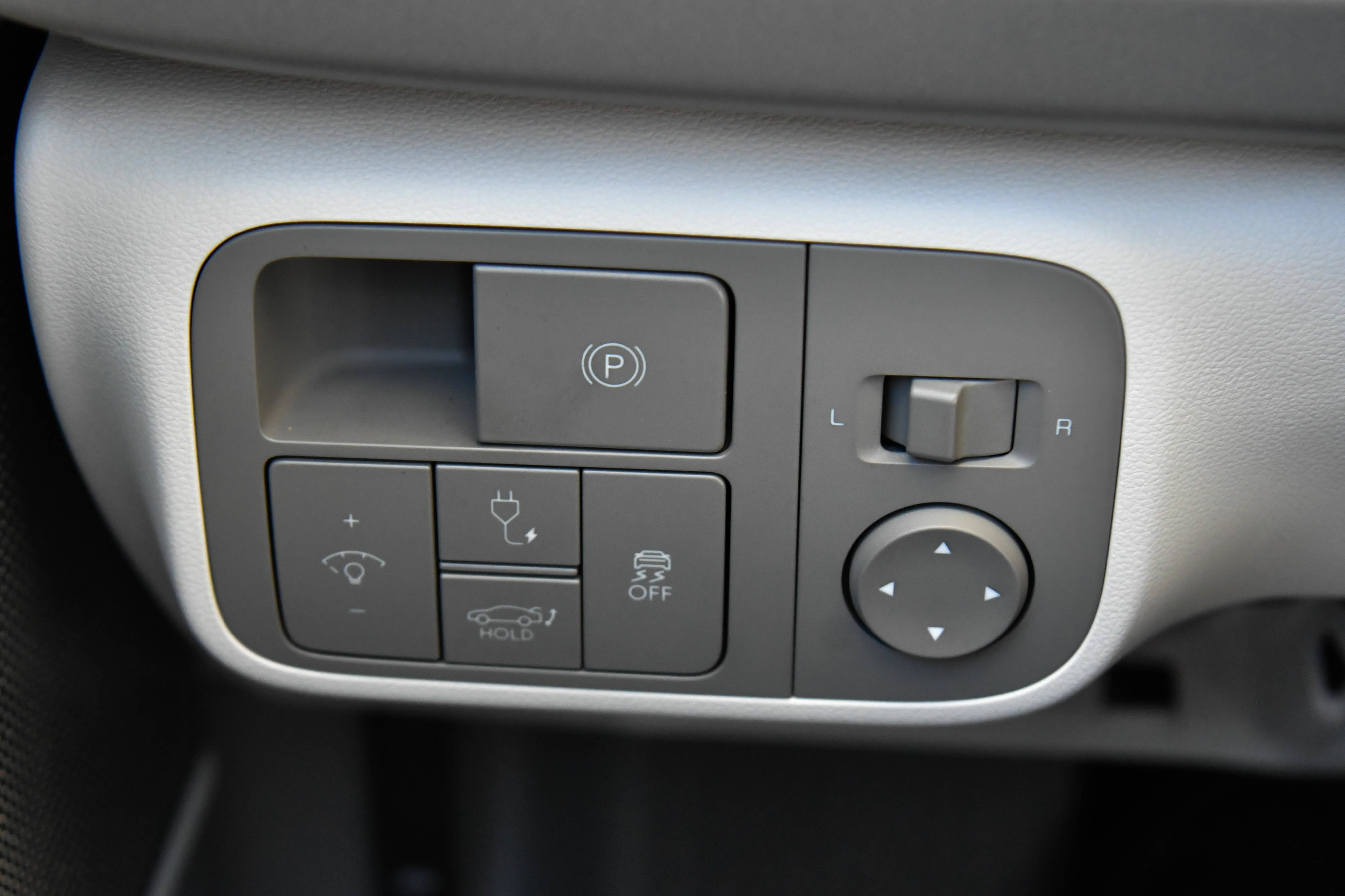 Used 2024 Hyundai Ioniq 6 SEL RWD image 33