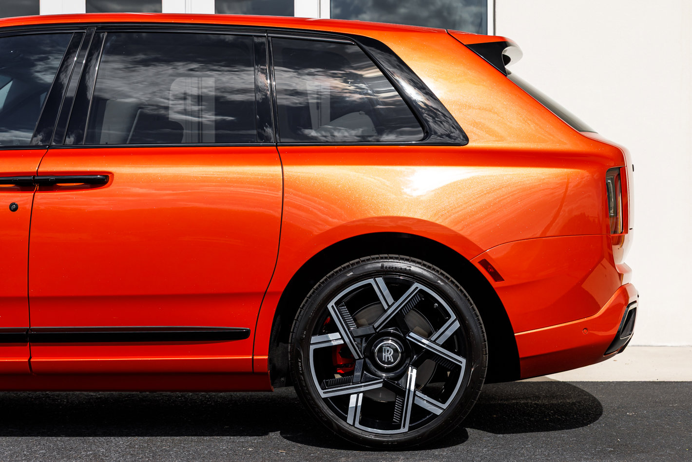 Certified 2026 Rolls-Royce Cullinan Black Badge AWD/4WD image 10