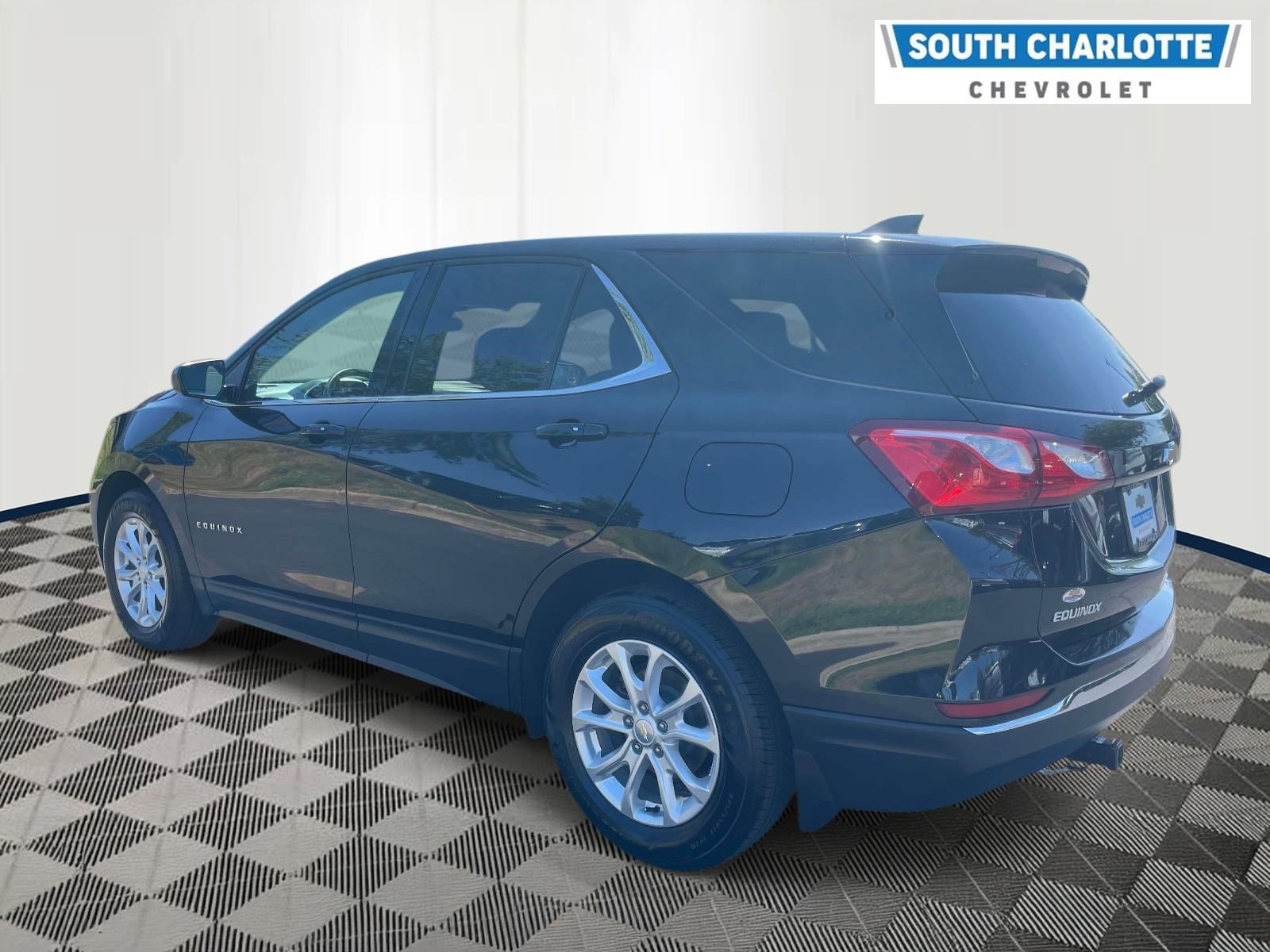 Used 2019 Chevrolet Equinox LT FWD image 6