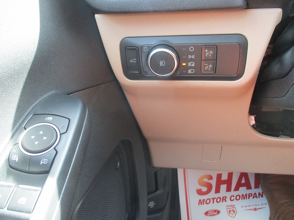 Used 2022 Ford Escape SEL FWD image 16