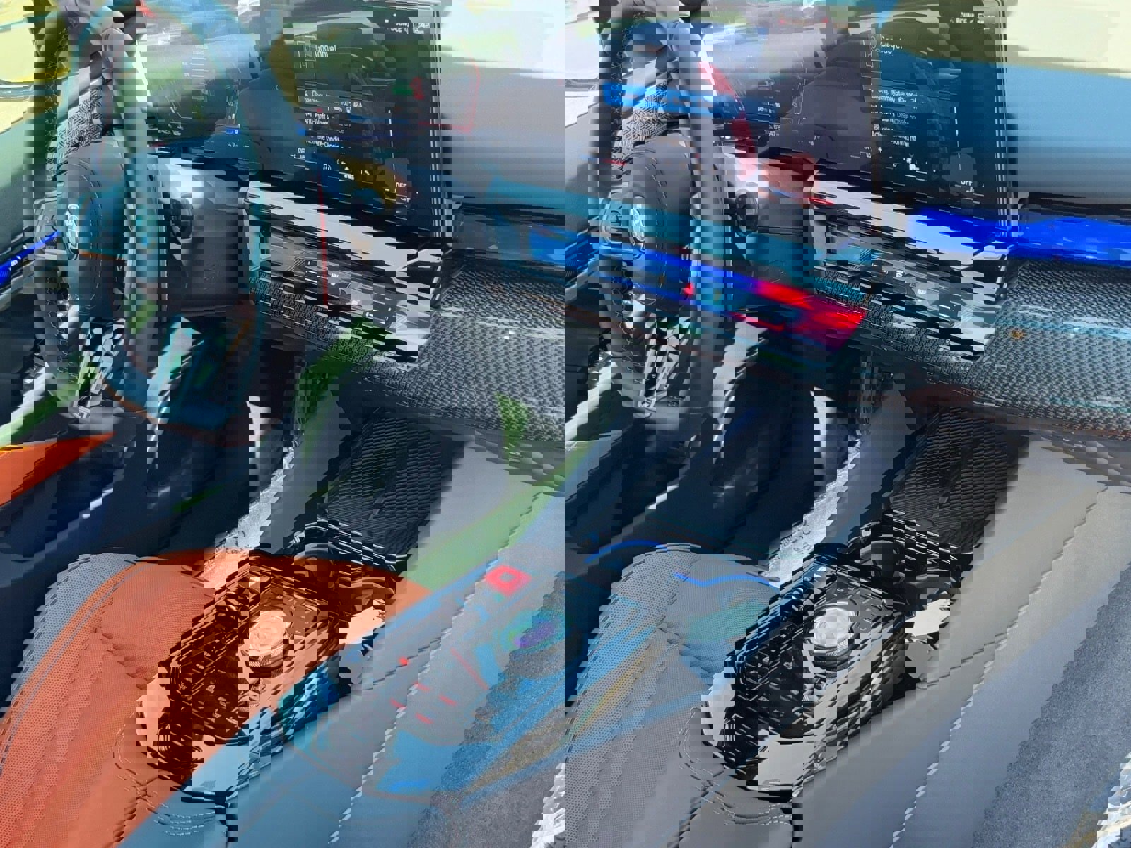 Used 2026 BMW M5 w/ Executive Package image 9