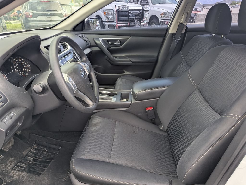 Used 2017 Nissan Altima 2.5 S w/ Power Driver Seat Package FWD image 24