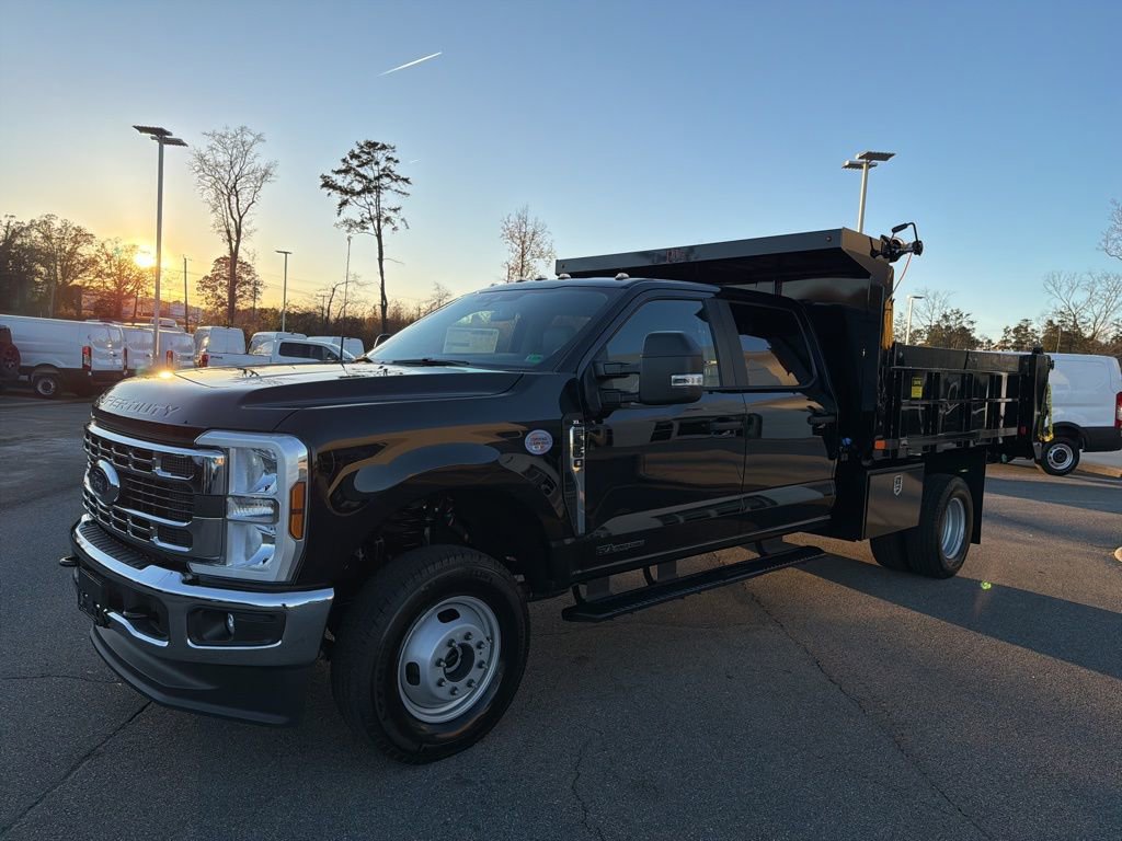 New 2026 Ford F350 XL w/ XL Chrome Package image 8