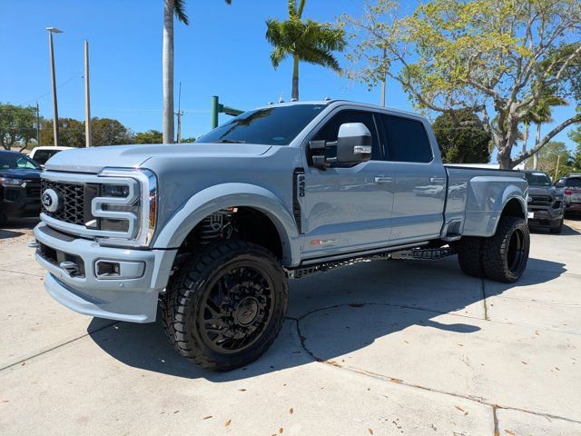 Used 2024 Ford F450 Limited w/ FX4 Off-Road Package image 3