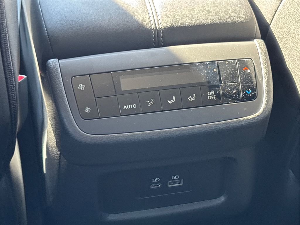 New 2025 Nissan Pathfinder SL image 22