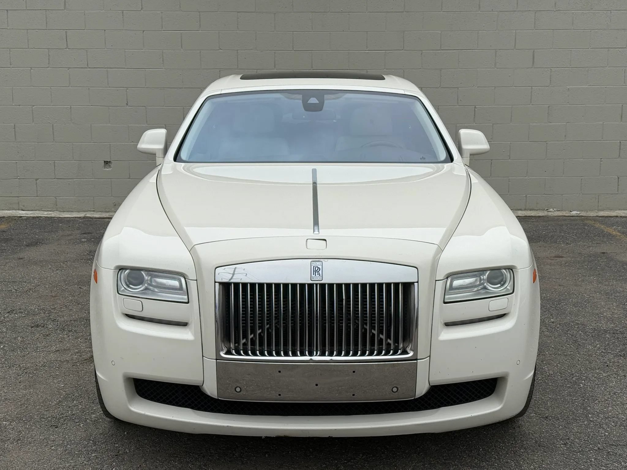 Used 2013 Rolls-Royce Ghost RWD image 19