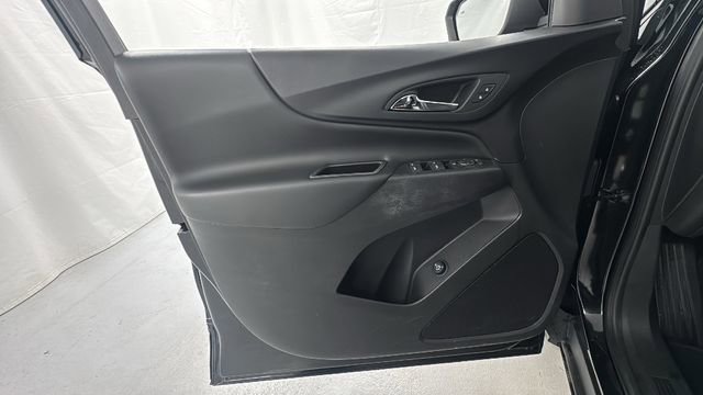 Used 2024 Chevrolet Equinox LT image 19