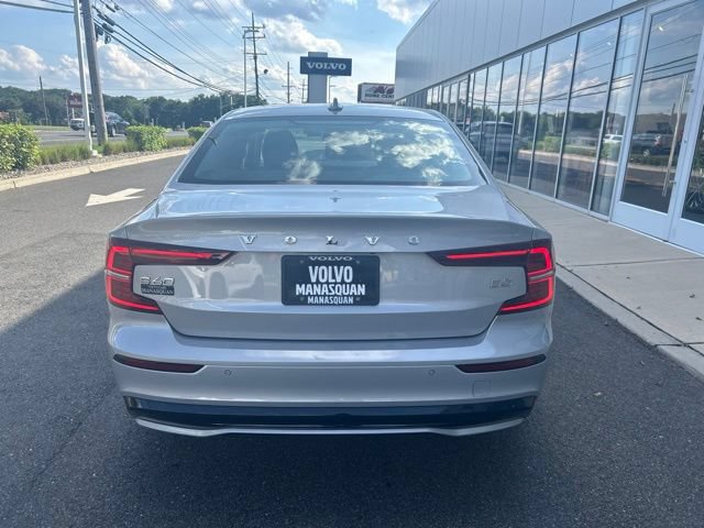 Used 2024 Volvo S60 B5 Plus w/ Climate Package FWD image 4