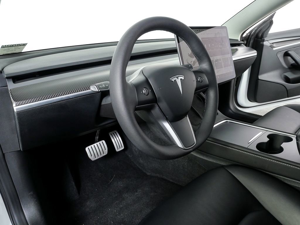 Used 2023 Tesla Model 3 Performance image 3