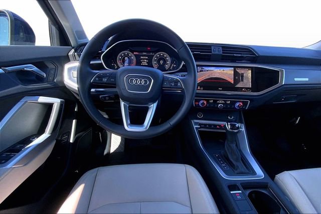 Certified 2025 Audi Q3 2.0T Premium Plus w/ Premium Plus Package image 5