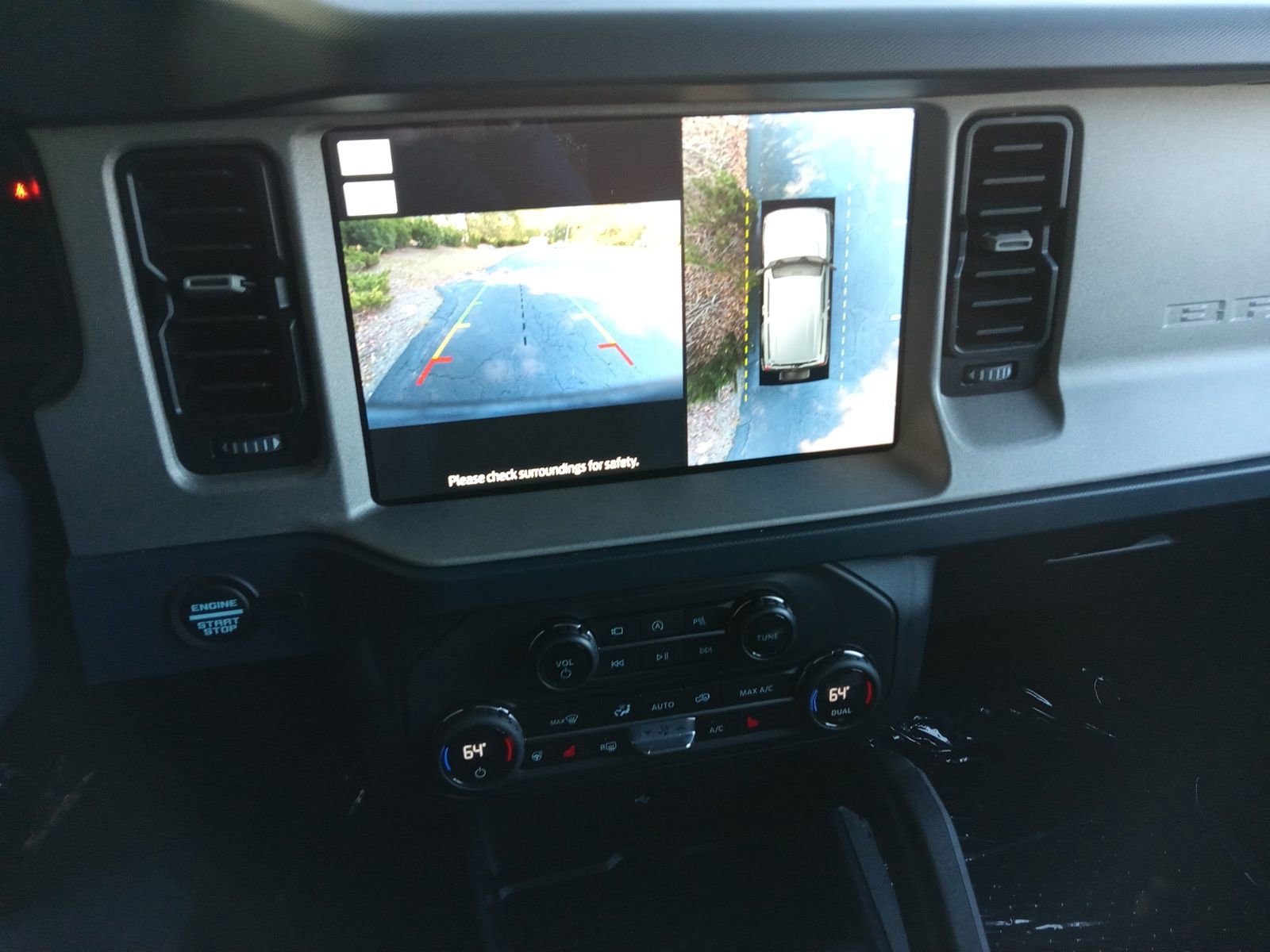 Used 2024 Ford Bronco Outer Banks image 16