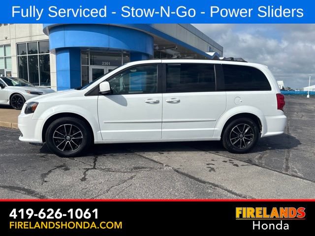 Used 2017 Dodge Grand Caravan GT FWD image 2