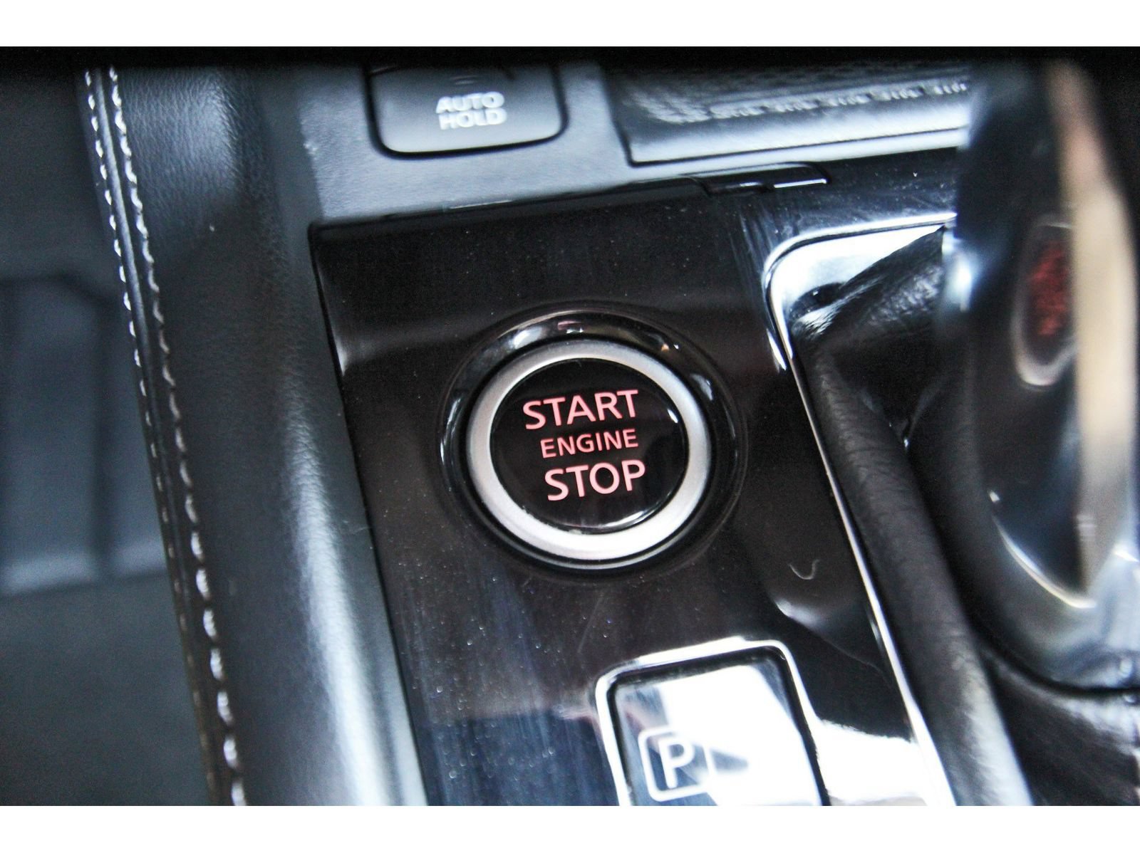 Used 2023 Nissan Kicks SR w/ SR Premium Package FWD image 19