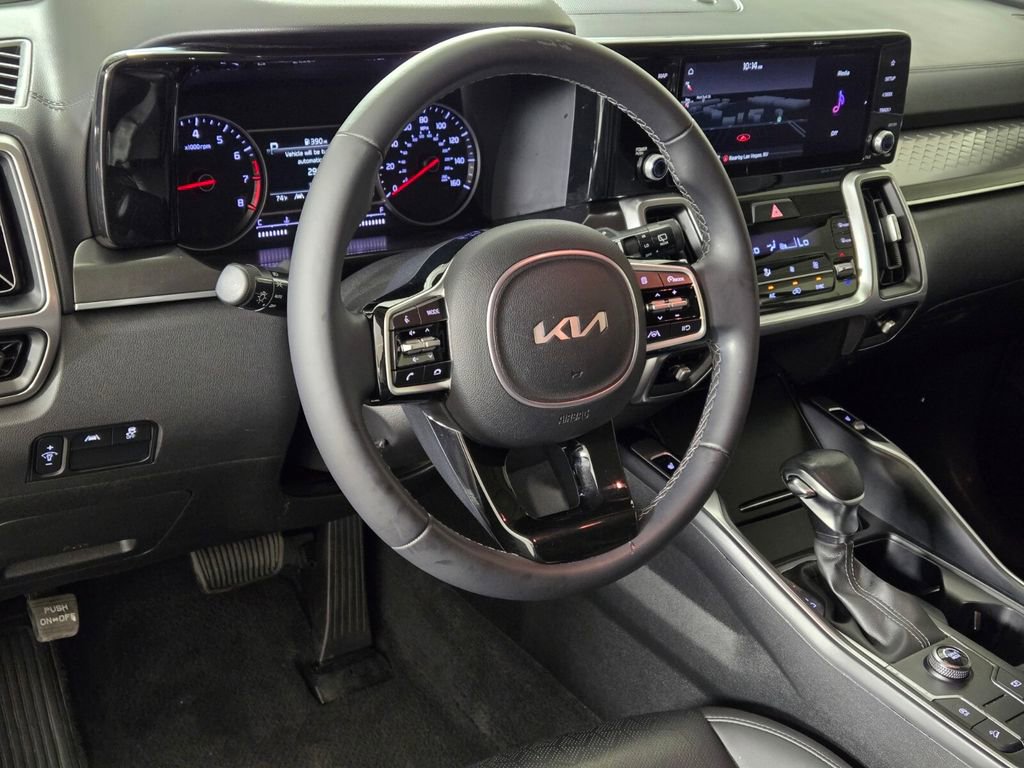 Used 2022 Kia Sorento S FWD image 19