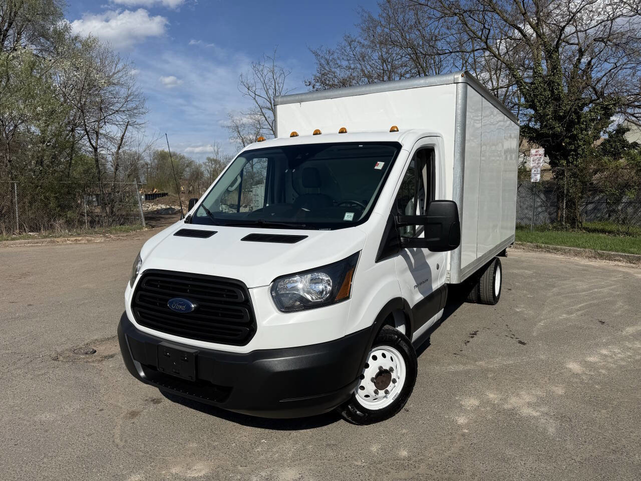 Used 2019 Ford Transit 350 156 DRW RWD image 1
