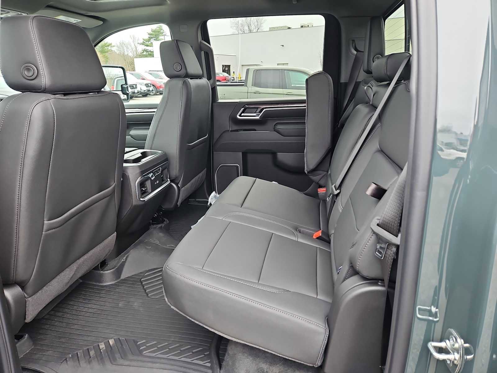 New 2026 Chevrolet Silverado 2500 LTZ w/ LTZ Premium Package AWD/4WD image 21