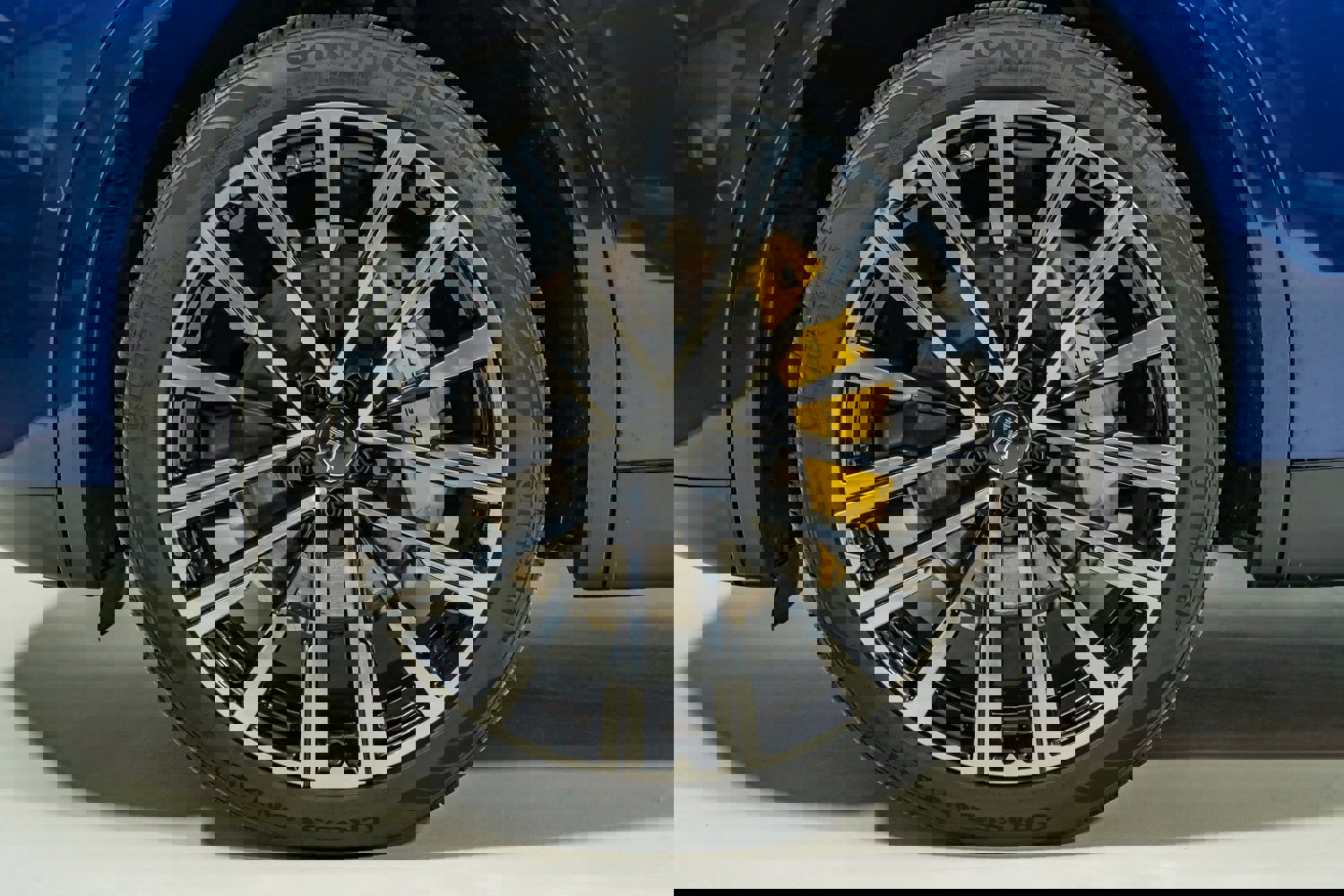 Used 2025 Maserati Grecale Modena image 12