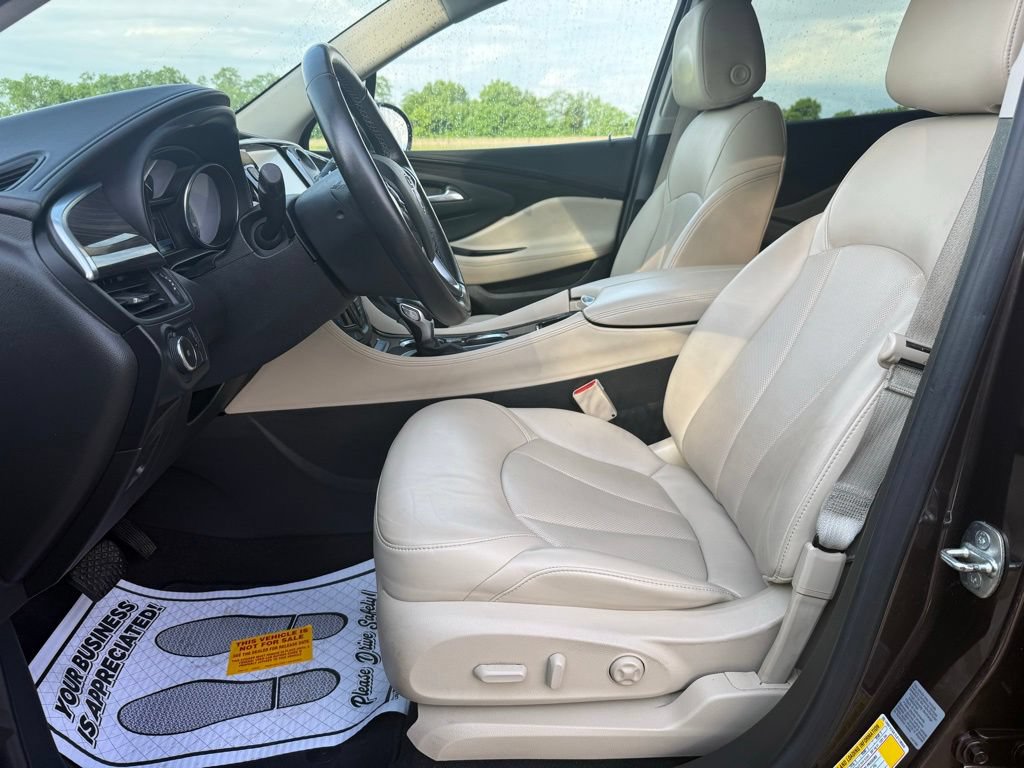 Used 2020 Buick Envision Essence FWD image 29