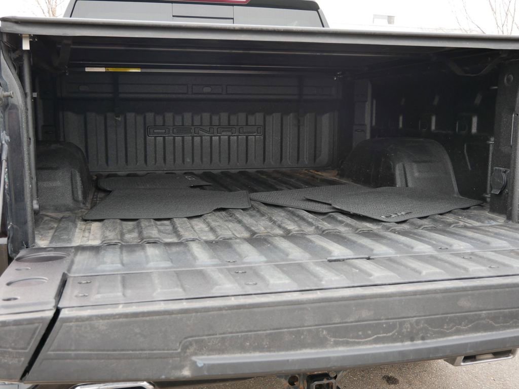 Used 2022 GMC Sierra 1500 Denali w/ Denali Premium Package image 10