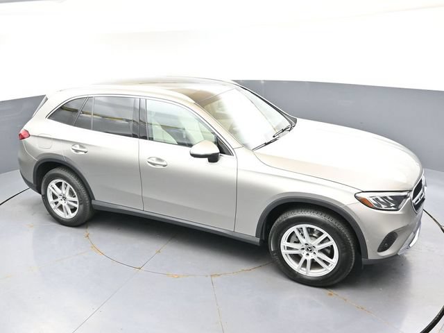 Used 2023 Mercedes-Benz GLC 300 4MATIC image 42
