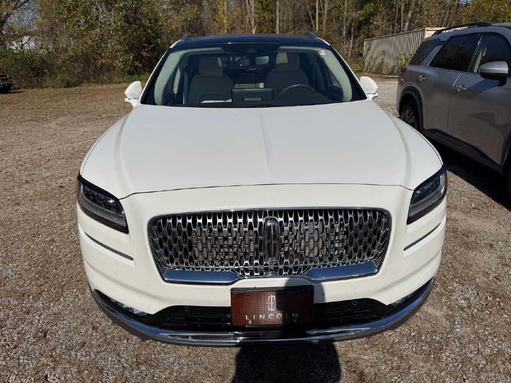 Used 2021 Lincoln Nautilus Black Label w/ Class II Trailer Tow Package AWD/4WD image 8