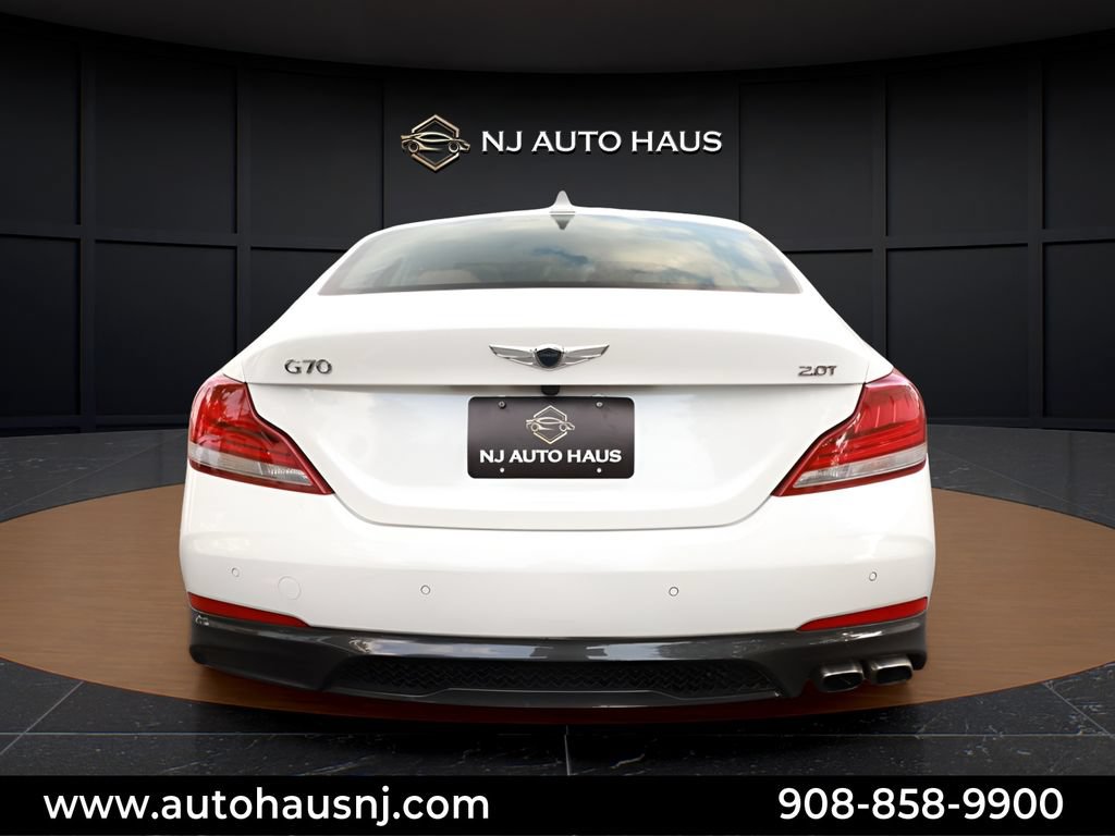 Used 2020 Genesis G70 2.0T w/ Elite Package RWD image 13