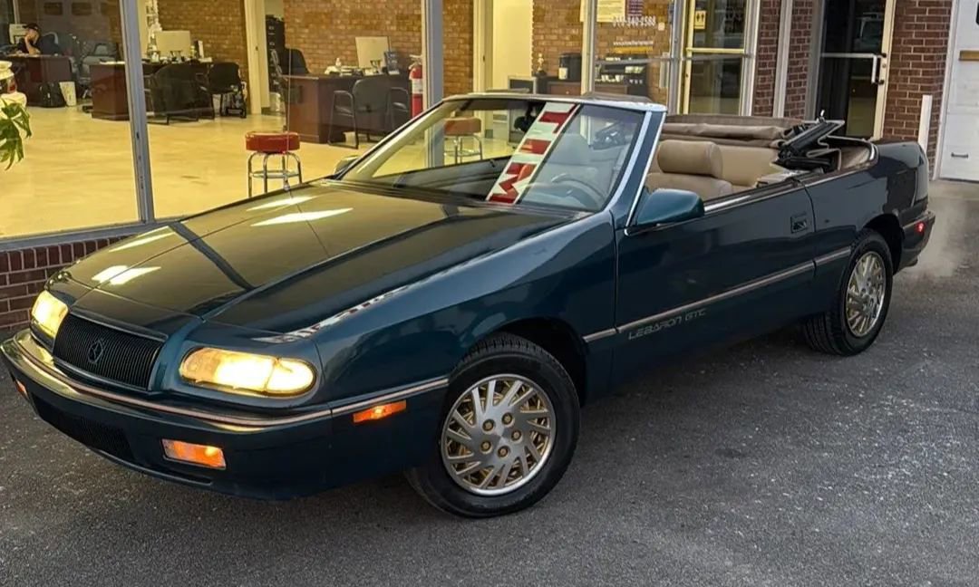 Used 1995 Chrysler LeBaron GTC FWD image 2