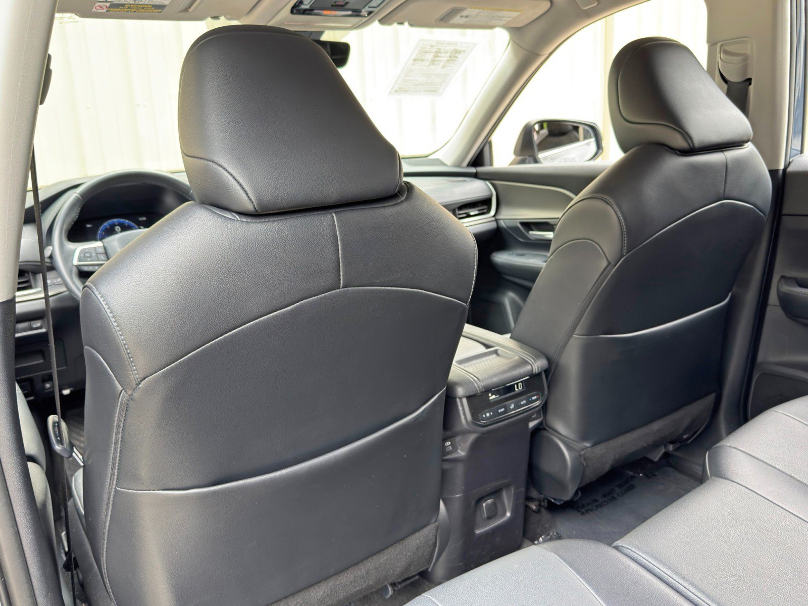 Used 2024 Toyota Grand Highlander FWD image 33