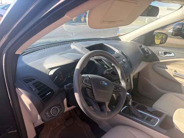 Used 2017 Ford Escape SE FWD image 12
