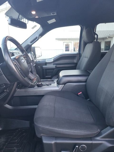 Used 2017 Ford F150 XLT w/ Equipment Group 302A Luxury image 8