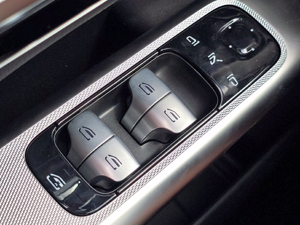 New 2027 Mercedes-Benz GLC 300 4MATIC image 28
