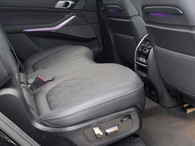 Used 2025 BMW X7 xDrive40i image 29