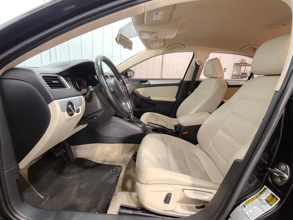 Used 2013 Volkswagen Jetta Hybrid Sedan FWD image 20