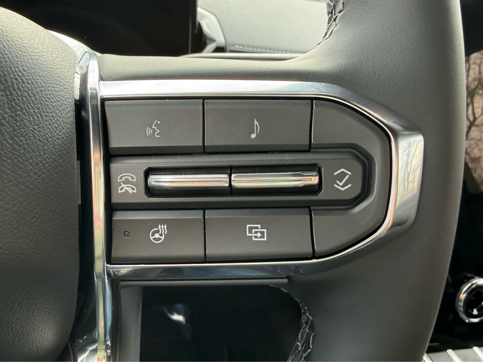New 2026 GMC Sierra EV Elevation AWD/4WD image 18