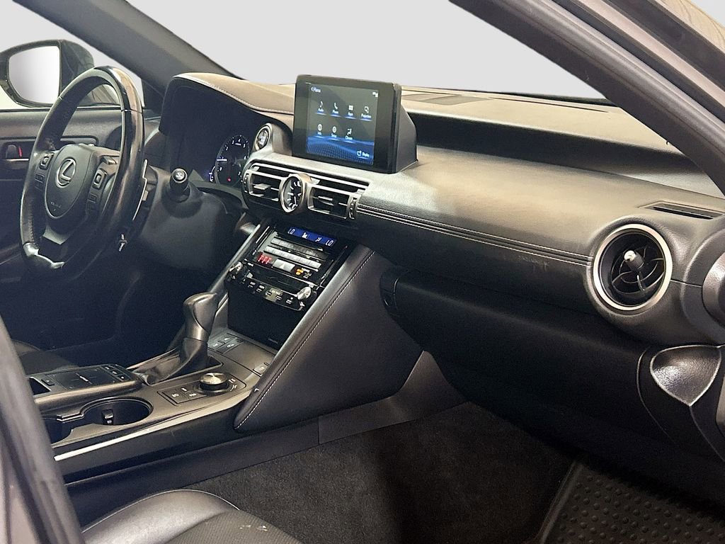 Used 2022 Lexus IS 300 w/ Premium Package RWD image 27