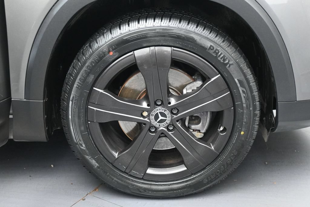 Used 2022 Mercedes-Benz EQB 350 4MATIC image 35