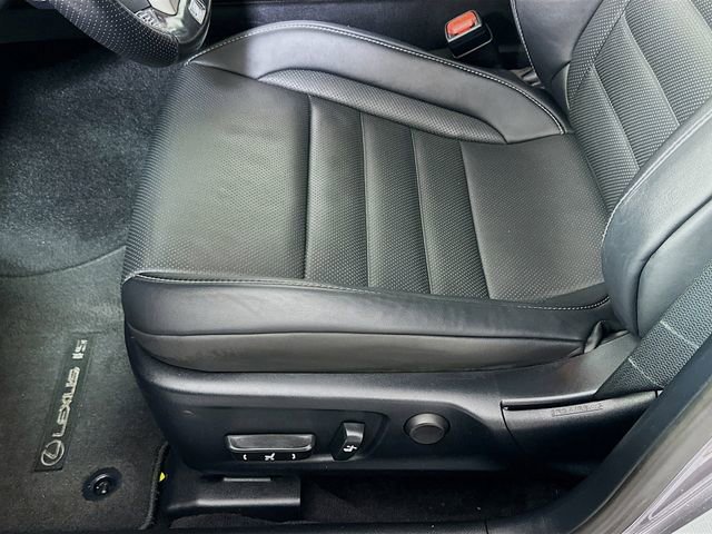 Used 2016 Lexus IS 300 AWD image 19