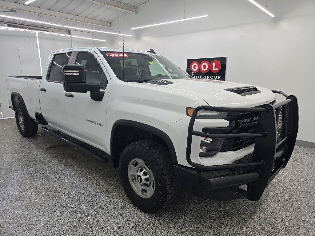 Used 2024 Chevrolet Silverado 2500 W/T w/ WT Convenience Package AWD/4WD image 1