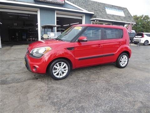 Used 2013 Kia Soul + image 3